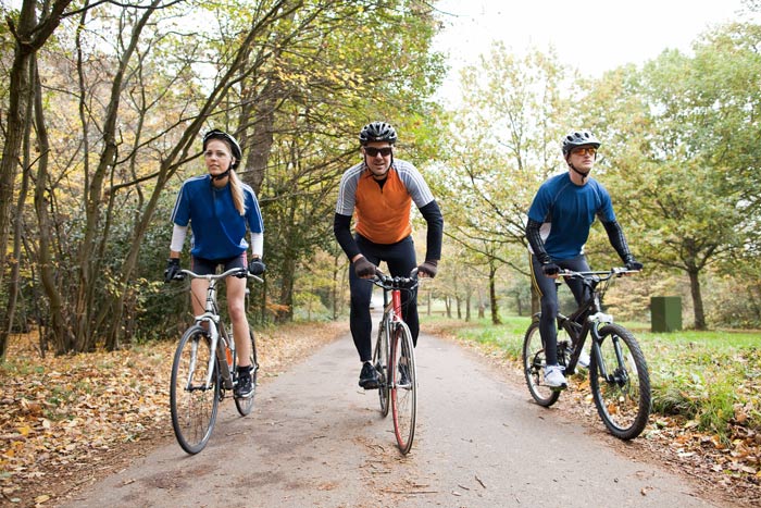8 exercices pour parfaire son gainage à vélo